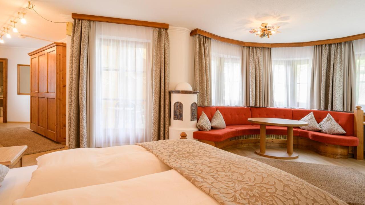 Hotel Garni Castel B&B Ischgl Eksteriør billede