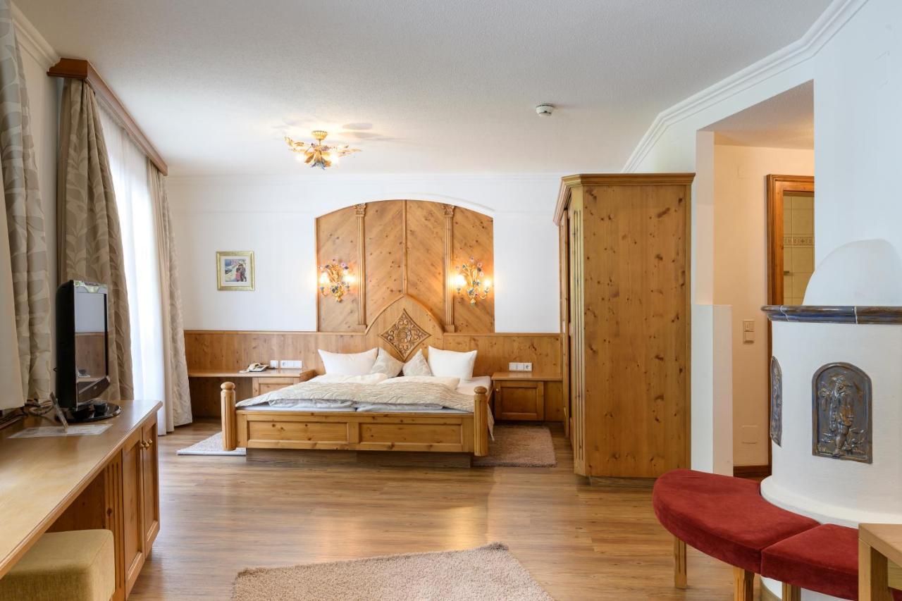 Hotel Garni Castel B&B Ischgl Eksteriør billede