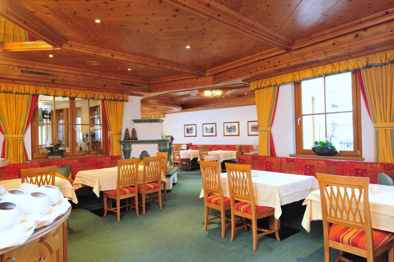 Hotel Garni Castel B&B Ischgl Eksteriør billede